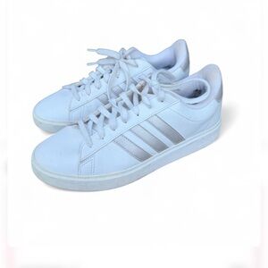 Size 9 Adidas Women's White / silver Sneakers